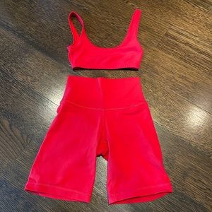 Aritzia TNA Set